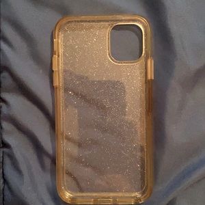 iPhone 11 phone case otter box